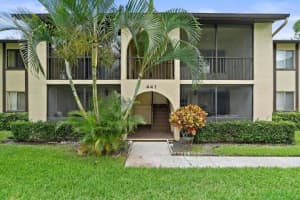 441 Pine Glen Lane D-2, Greenacres, Fl 33463, Greenacres