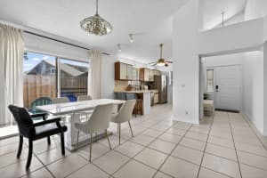 102 Maplecrest Circle, Jupiter, FL 33458 - MLS#B26015457