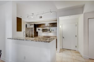 550 Okeechobee Boulevard, West Palm Beach, FL 33401 - MLS#B26015459