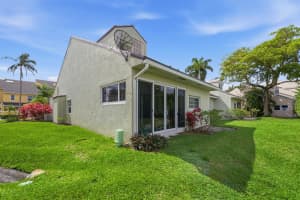 47 Lakeshore Drive, Hypoluxo, FL 33462 - MLS#B26015465