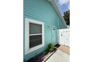 1518 Royal Forest Court, Palm Springs, FL 33406 - MLS#B26015482