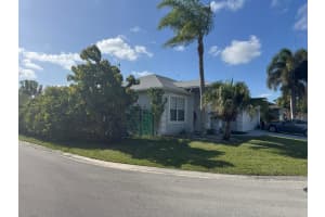 1011 Salmon Isle, Greenacres, FL 33413 - MLS#B26015525