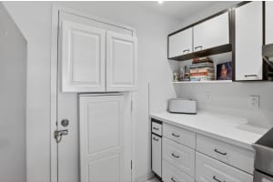 1160 Federal Highway, Fort Lauderdale, FL 33304 - MLS#B26015532