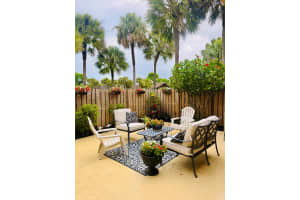 812 8th Way, West Palm Beach, FL 33407 - MLS#B26015534