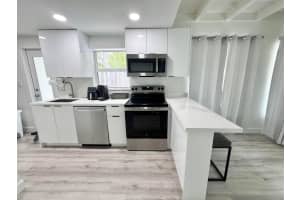 1130 18th Avenue, Fort Lauderdale, FL 33304 - MLS#B26015538