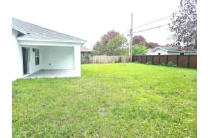 758 Mccoy Avenue, Port Saint Lucie, FL 34953 - MLS#B26015544