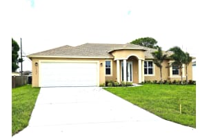 4252 Muncie Street, Port Saint Lucie, FL 34953 - MLS#B26015552
