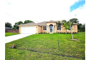4252 Muncie Street, Port Saint Lucie, FL 34953 - MLS#B26015552