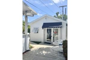 205 18th Ave Avenue, Lake Worth Beach, FL 33460 - MLS#B26015605