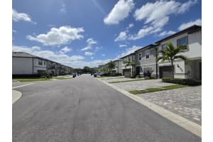 3213 Watercress Drive, Lauderdale Lakes, FL 33311 - MLS#B26015607