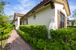 3263 Dunning Drive, Royal Palm Beach, FL 33411 - MLS#B26015618