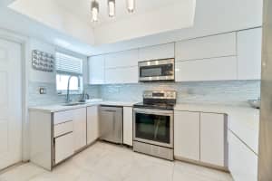 2841 33rd Court, Fort Lauderdale, FL 33306 - MLS#B26015657