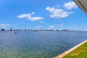 100 Shore Court, North Palm Beach, FL 33408 - MLS#B26015720