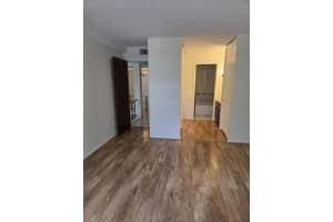 3750 Inverrary Drive 2c, Lauderhill, Fl 33319, Lauderhill