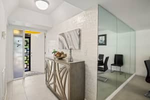 5338 Fountains Dr Drive, Lake Worth, FL 33467 - MLS#B26015758