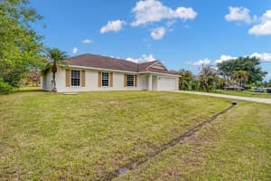 2125 Salvatierra Boulevard, Port Saint Lucie, FL 34987 - MLS#B26015761