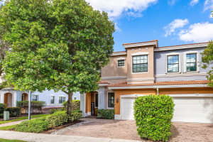 128 Delancey Avenue, Delray Beach, FL 33484 - MLS#B26015763