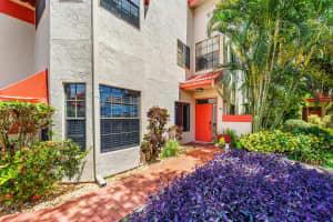 7685 Lexington Club Boulevard, Delray Beach, FL 33446 - MLS#B26015786