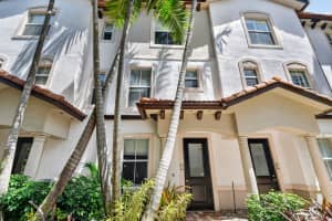 2886 Federal Highway, Boynton Beach, FL 33435 - MLS#B26015788