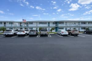 1114 Lake Terrace, Boynton Beach, FL 33426 - MLS#B26015794