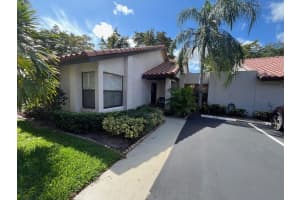3008 Lakeshore Drive, Deerfield Beach, FL 33442 - MLS#B26015813