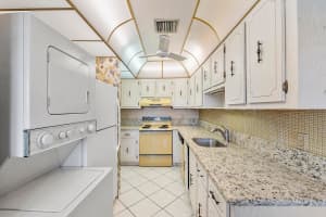 1141 Violet Terrace, Delray Beach, FL 33445 - MLS#B26015834