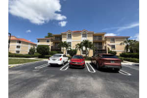 5721 Riverside Drive, Coral Springs, FL 33067 - MLS#B26015837