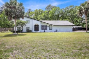 912 5th Street, Macclenny, FL 32063 - MLS#B26015840