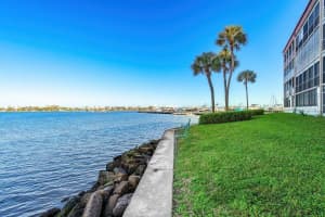200 Waterway Dr Drive, Lantana, FL 33462 - MLS#B26015858