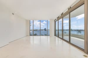 200 Arkona Court, West Palm Beach, FL 33401 - MLS#B26015882