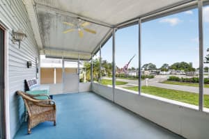 4290 Meadow View Drive, Boynton Beach, FL 33436 - MLS#B26015910