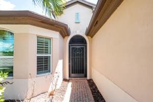 11277 Lake Park Drive, Port Saint Lucie, FL 34987 - MLS#B26015970