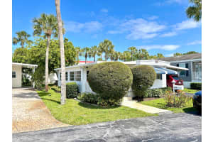 312 Hibiscus Drive, Deerfield Beach, FL 33442 - MLS#B26015981