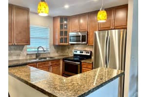 809 Oakland Park Boulevard, Oakland Park, FL 33311 - MLS#B26015985