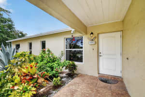 1262 Essex Drive, Wellington, FL 33414 - MLS#B26015998