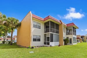 132 Lake Carol Drive, West Palm Beach, FL 33411 - MLS#B26016022