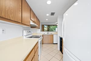 2811 87th Terrace, Davie, FL 33328 - MLS#B26016029