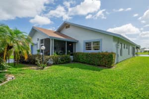 5427 Crystal Anne Drive, West Palm Beach, FL 33417 - MLS#B26016041