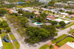 4734 Jefferson Street, Hollywood, FL 33021 - MLS#B26016043