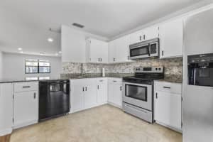 364 Quebec Court, Royal Palm Beach, FL 33411 - MLS#B26016054