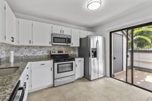 364 Quebec Court, Royal Palm Beach, FL 33411 - MLS#B26016054