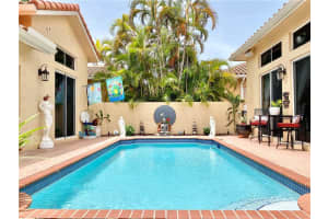 16469 12th Street, Pembroke Pines, FL 33028 - MLS#B26016057