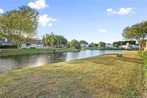 1600 Shaker Circle, Wellington, FL 33414 - MLS#B26016063