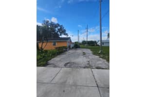 800 1st Street, Delray Beach, FL 33444 - MLS#B26016087