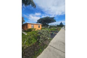 800 1st Street, Delray Beach, FL 33444 - MLS#B26016087