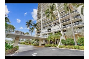 2400 Presidential Way, West Palm Beach, FL 33401 - MLS#B26016094