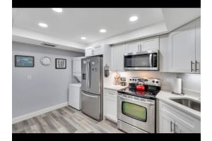 2400 Presidential Way, West Palm Beach, FL 33401 - MLS#B26016094