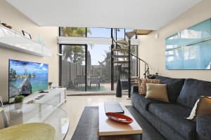 1830 Embassy Drive, West Palm Beach, FL 33401 - MLS#B26016096