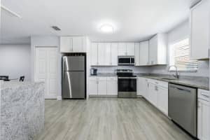 586 Laconia Circle, Lake Worth, FL 33467 - MLS#B26016109