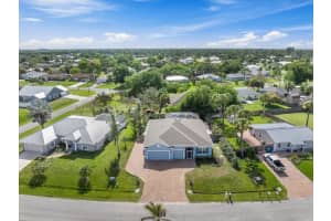 858 George Street, Sebastian, FL 32958 - MLS#B26016116